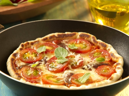 Pizza light de frigideira para dieta saudável e rápida pra correria do dia dia